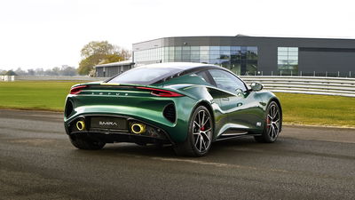Lotus nie avoir annoncé la fermeture de son usine britannique Lotus Emira Clark Edition
