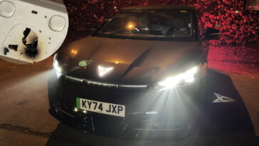 Cupra Tavascan à long terme Revue: comment j'ai presque fondu mon garage