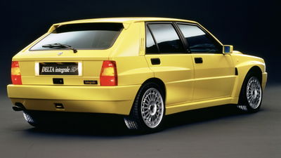 Lancia confirme l'arrivée d'une nouvelle Delta HF Integrale Lancia Delta HF Integrale - arrière