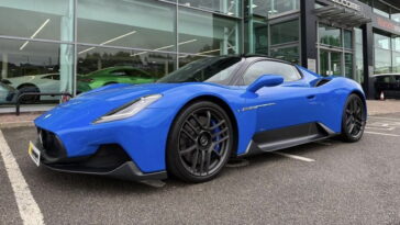 Est-ce que 115 000 € de réduction vous tenteraient dans un Maserati MC20 légèrement utilisé Est-ce que 100 000 £ de réduction vous tenteraient dans un Maserati MC20 légèrement utilisé?