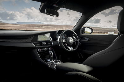 Alfa Romeo Giulia Quadrifoglio - Intérieur