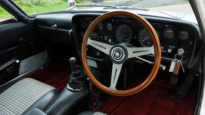 Mazda Cosmo Sport, intérieur