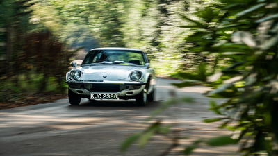 Mazda Cosmo Sport, avant