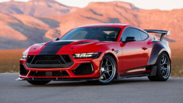 Shelby Super Snake-R a été révélé avec 850 ch et manuel à six vitesses