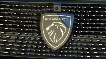 Pourquoi l'insigne de Peugeot est-il un lion?
