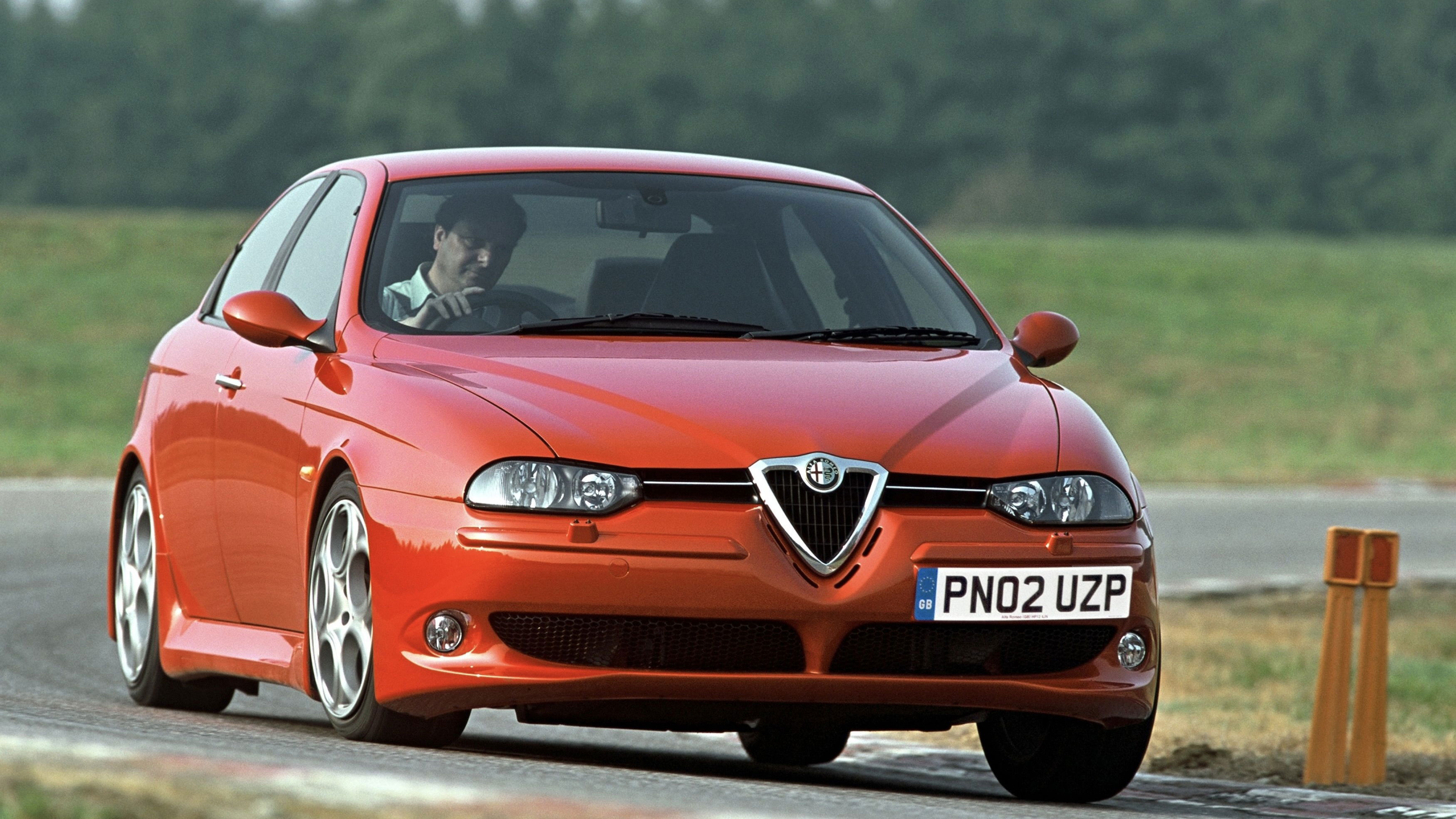 10 coupés sportifs d'occasion pour moins de 11 500 € Alfa Romeo 156 GTA
