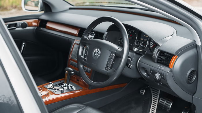 W12 Volkswagen Phaeton, intérieur
