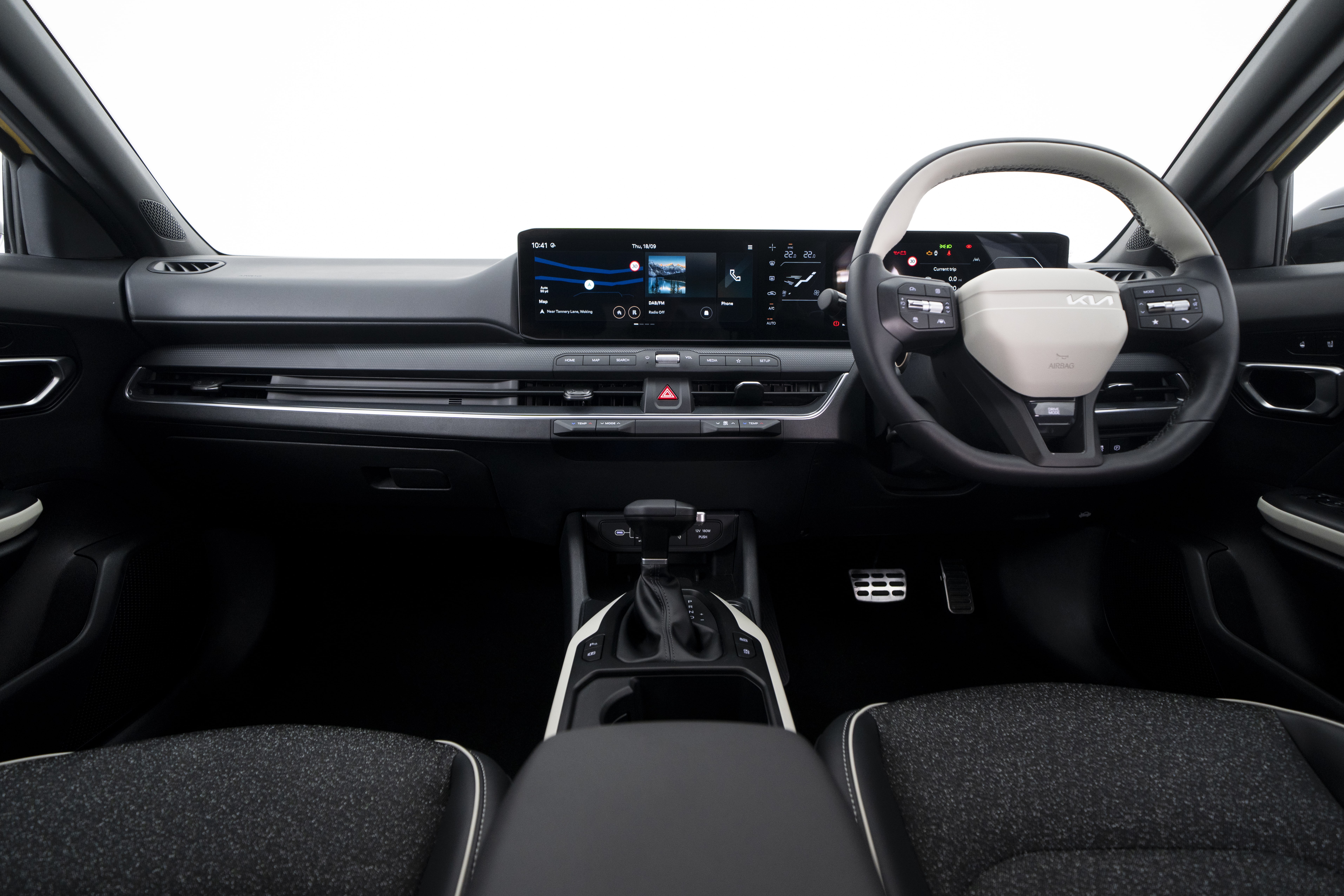 Kia k4 - intérieur