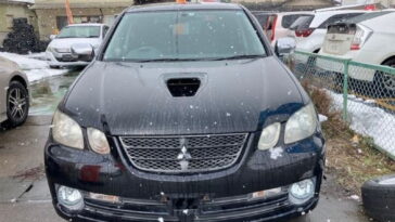 Goo-net Find of the Week: A Mitsubishi Airtrek Turbo-R, un Evo sur les échasses