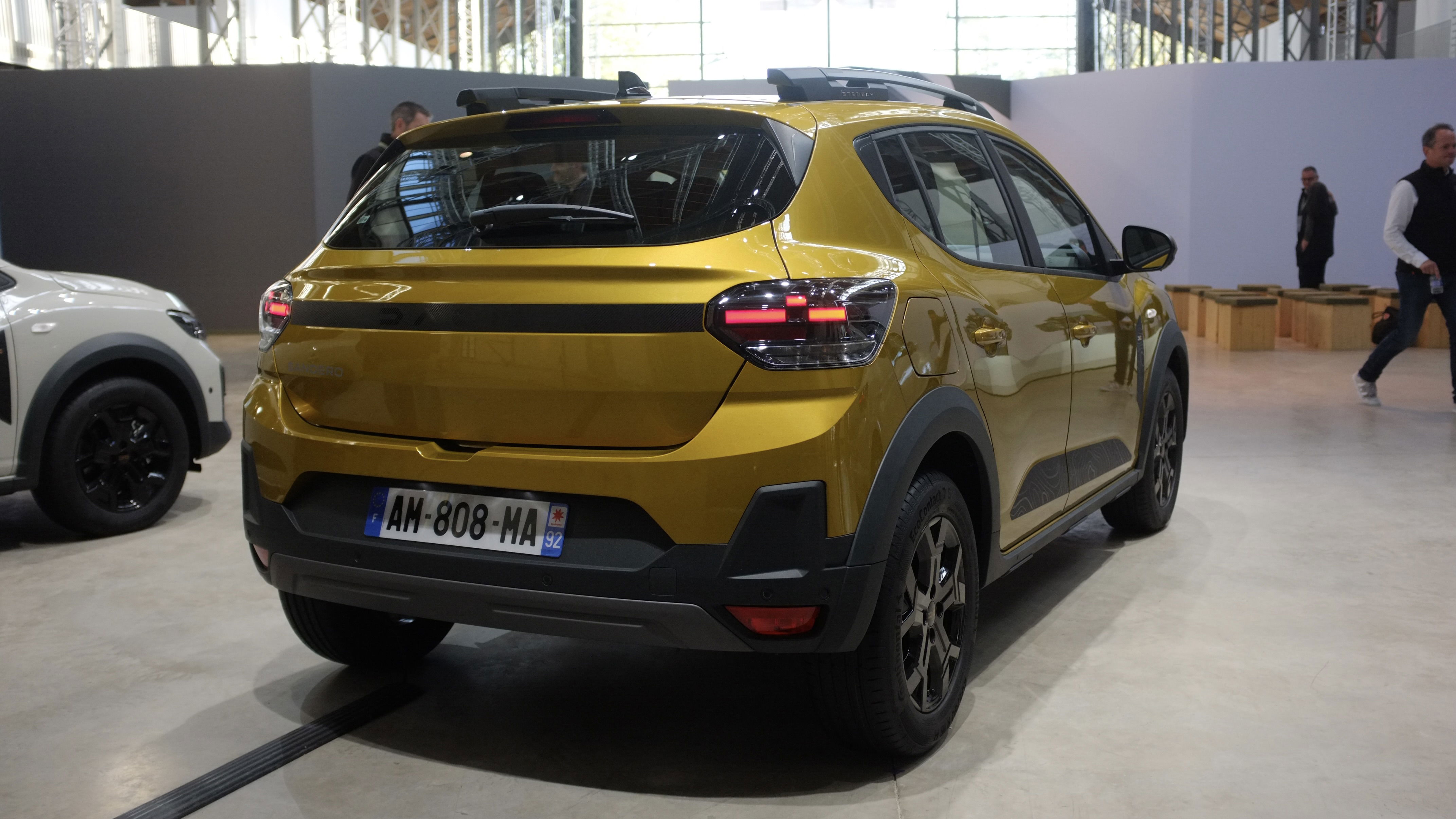 Dacia Sandero stepway lifting - arrière