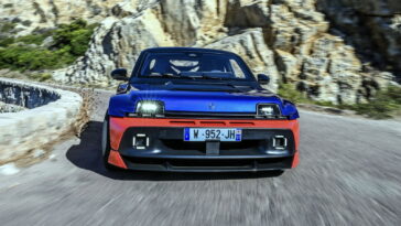 La Renault 5 Turbo 3E vit et elle a l'air excellente