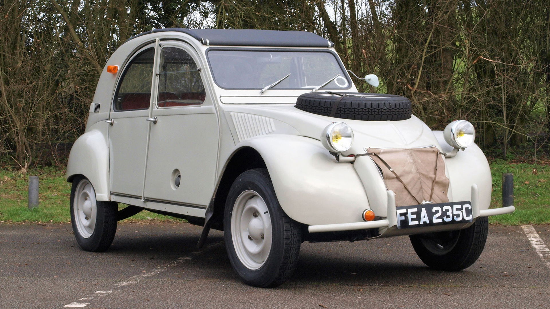Citroën 2CV Sahara