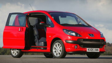 10 des voitures françaises les plus étranges