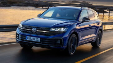 Mort: Volkswagen Touareg | VoitureAccélérateur