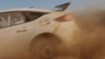 La Honda Civic Type R Rally Car en route aux États-Unis