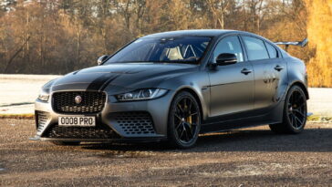 Voici une rare chance d'acheter une Jaguar XE SV Project 8