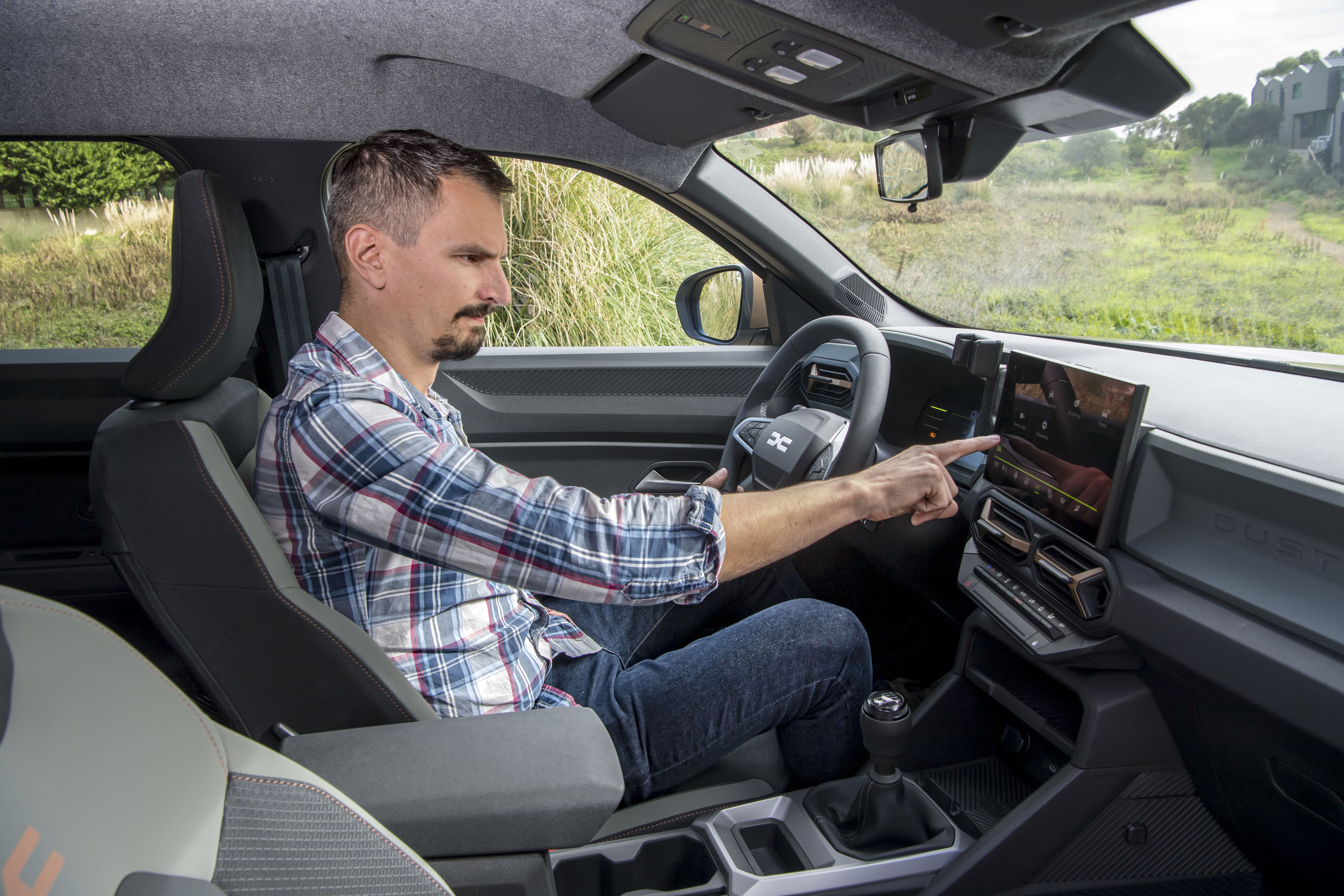 Dacia Duster 2024 - opération d'infodivertissement