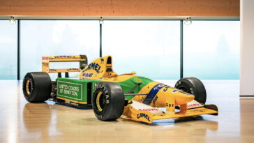 La première voiture gagnante d'un GP de Michael Schumacher est en vente