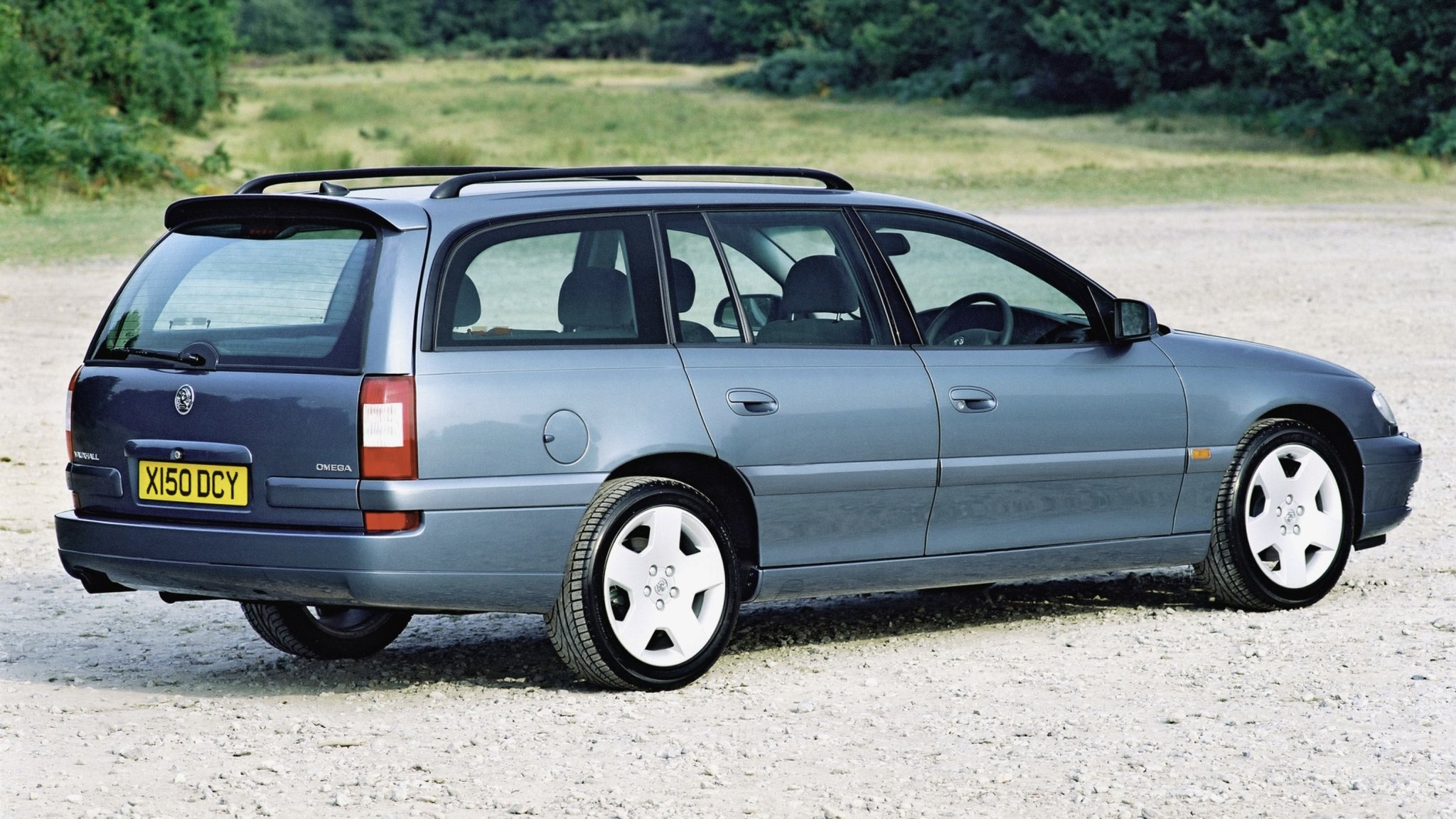 10 voitures surprenantes équipées de moteurs BMW Domaine Vauxhall Omega