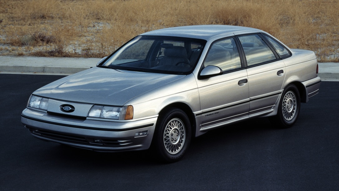 12 moteurs qui n’étaient utilisés que dans une seule voiture Ford Taurus SHO