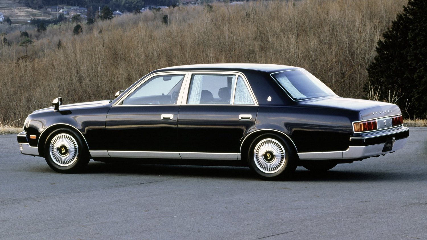 12 moteurs qui n’étaient utilisés que dans une seule voiture Toyota Century