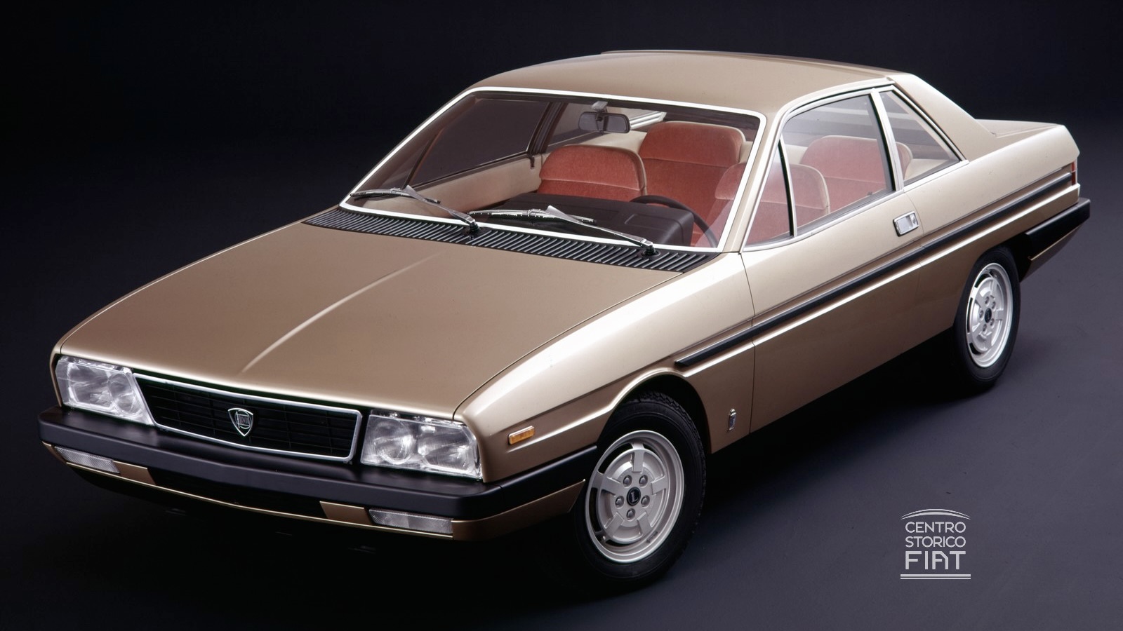 7 voitures dont vous ne saviez pas qu'elles avaient un moteur Boxer Lancia Gamma Coupé