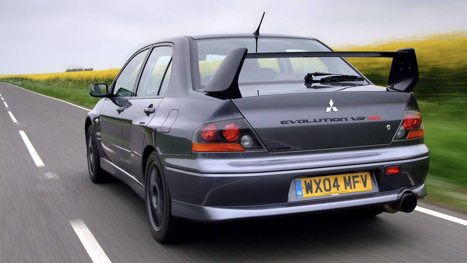 10 versions étonnantes de voitures compactes Mitsubishi Lancer Evolution VIII