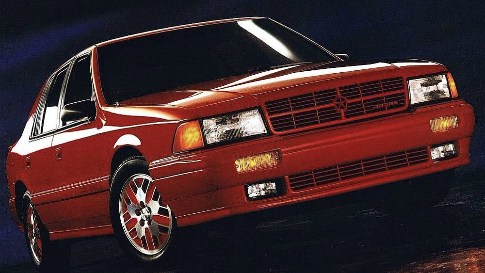 10 versions étonnantes de voitures compactes Dodge Spirit R/T