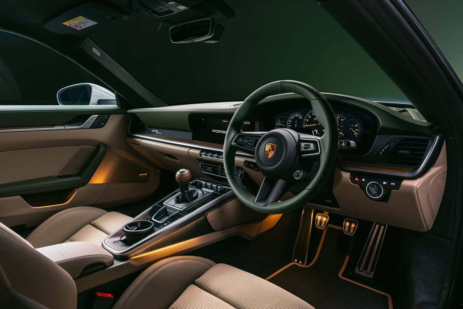 La Porsche 911 GT3 en édition spéciale célèbre les 75 ans de la marque au Royaume-Uni Porsche 911 GT3 Earls Court 51 - intérieur
