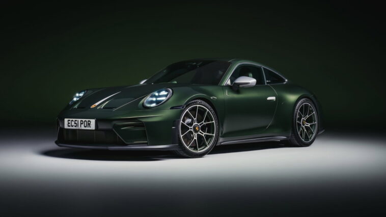 La Porsche 911 GT3 en édition spéciale célèbre les 75 ans de la marque au Royaume-Uni La Porsche 911 GT3 en édition spéciale marque les 75 ans de la marque en Grande-Bretagne