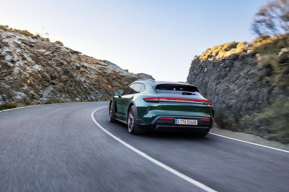 10 breaks plus beaux que leurs frères et sœurs berlines Porsche Taycan Sport Turismo